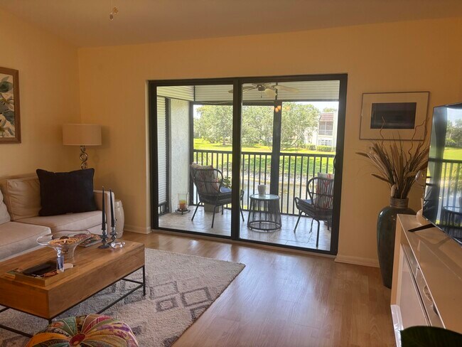 Photo - 2840 Casa Way Unit 205