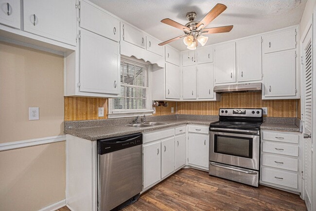 Photo - 6276 Cathedral Ln