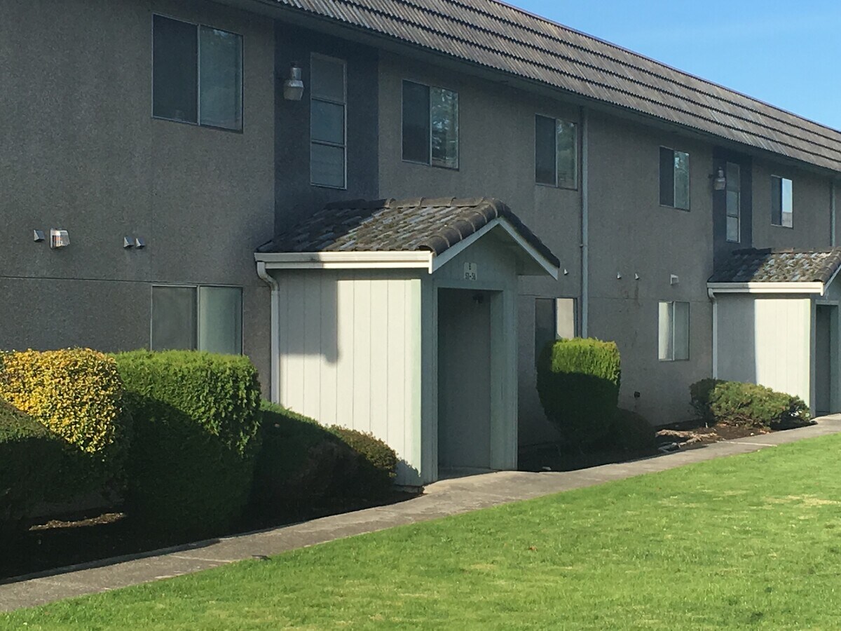 Photo - Blue Bird Apartments