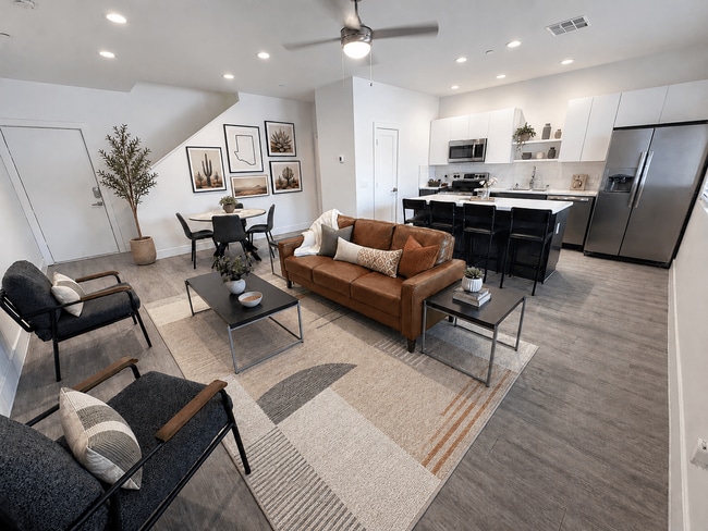 Building Photo - Zona Verde Apartments