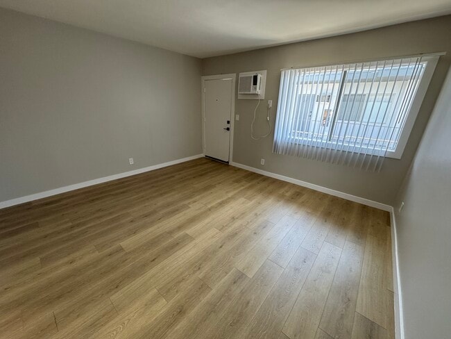 Photo - 1165 N Normandie Ave