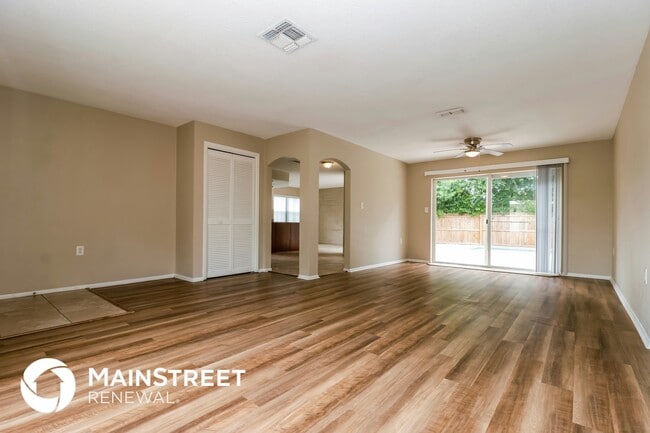 Photo - 9109 Derby Ln