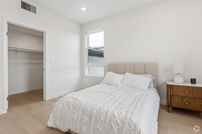 Penthouse I 2BR, 2BA - 893SF - Primary Bedroom