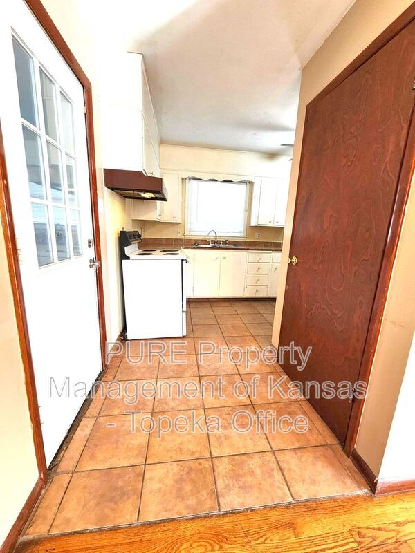 Photo - 3612 SW Kerry Ave