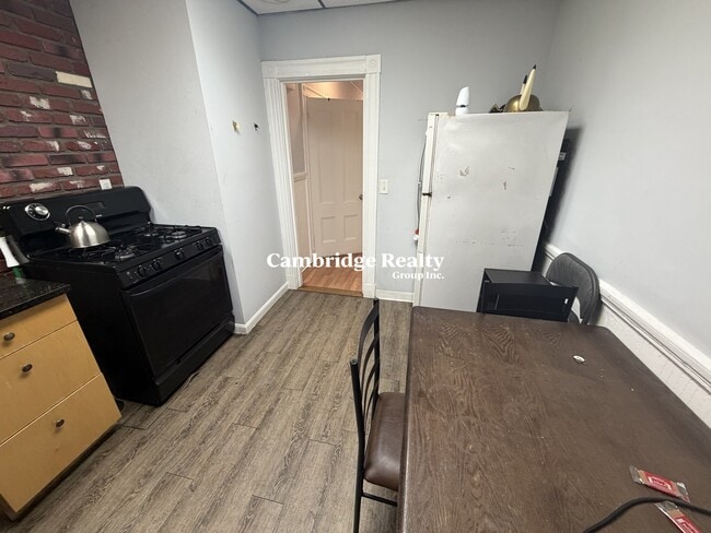 8 7th St Unit 6R