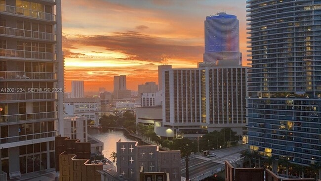 Photo - 475 Brickell Ave Unit 1813