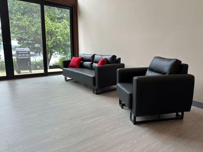 Photo - 16 Englewood Ln Unit ID1314897P