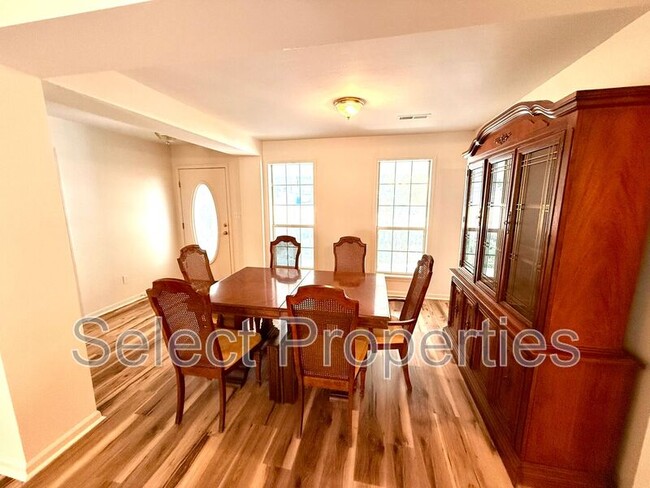 Photo - 3108 Maplewood Terrace