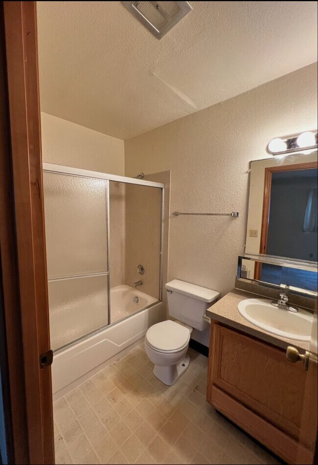 Photo - Barrington Square