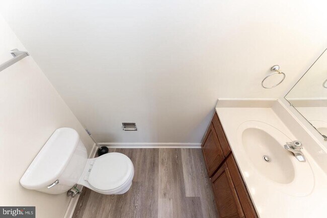 Photo - 2020 Walnut St Unit 2032
