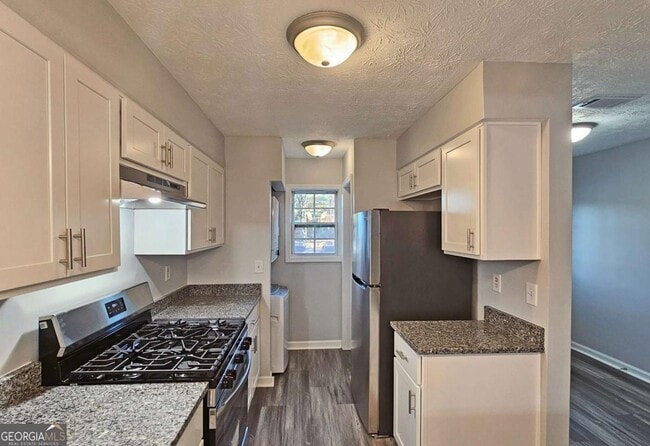 Photo - 6627 Banbury Ct NW