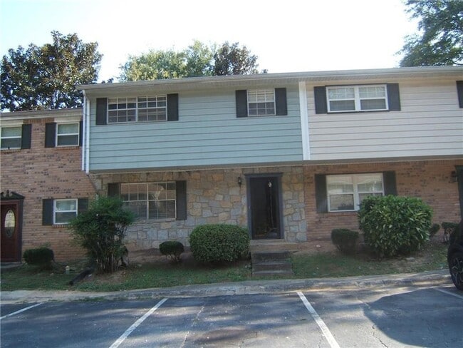 Building Photo - 4701 Flat Shoals Rd Unit 51G