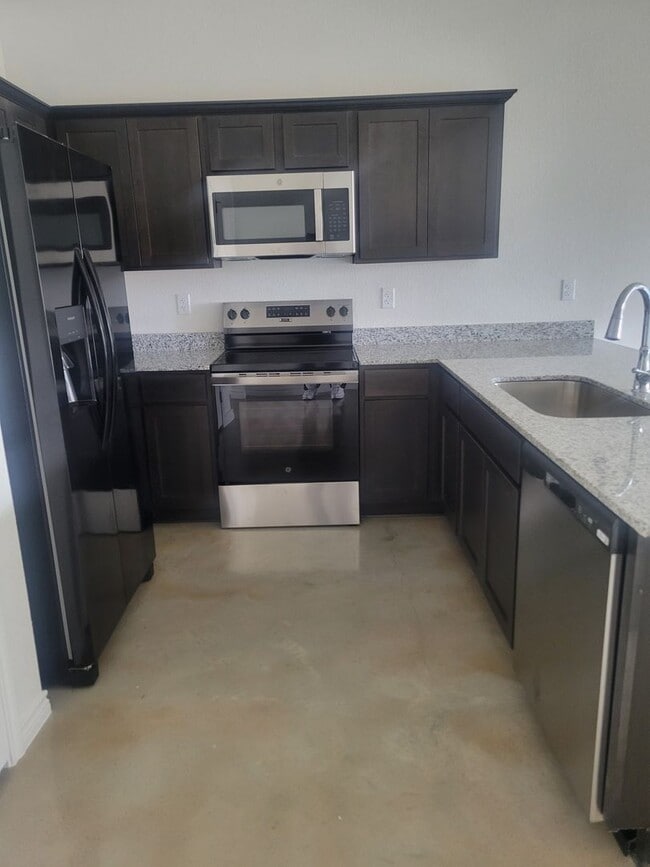 Photo - 1265 Lehmann Dr