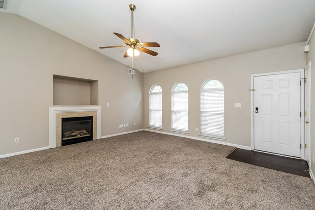 Photo - 6123 Goldenfield Dr