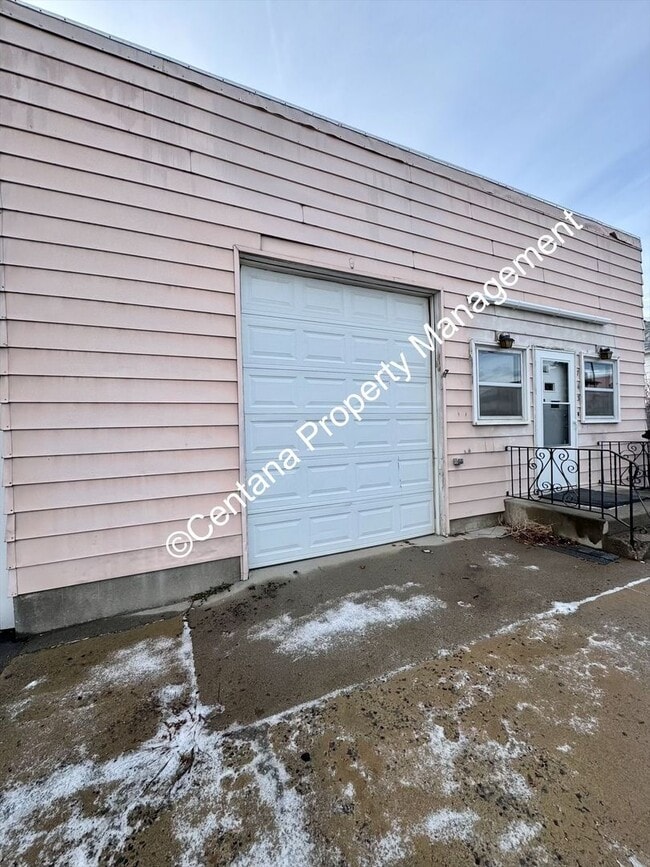 Building Photo - 2 Bedroom 1 bath in heart Butte