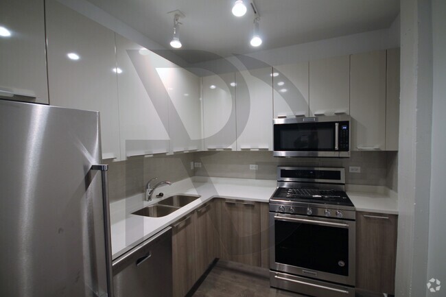 Building Photo - 928 W Dakin St Unit #932-304 Rental