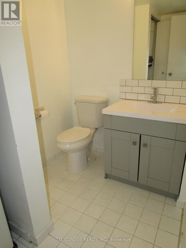 Photo - 1001 Bay St. Unité 809