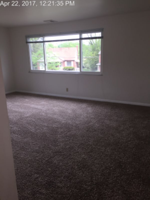 Building Photo - 4947 Charlemar Dr Unit 2 Rental