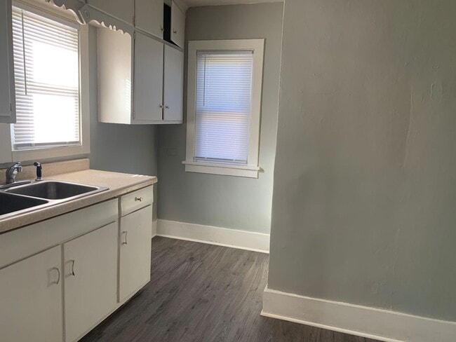 Photo - 2 bedroom, 1 bath house