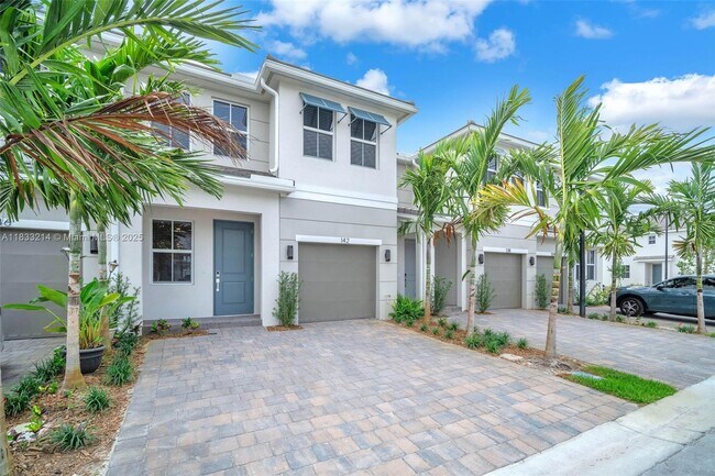 Photo - 142 SW 171st Way