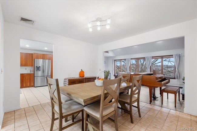 Photo - 712 Linda Ave