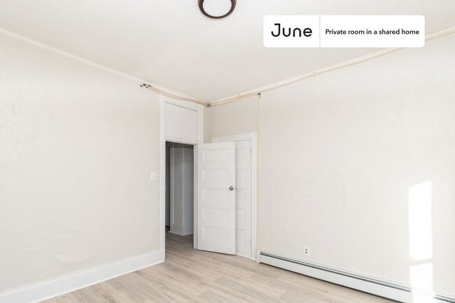 Photo - Room in Shared 4 bed/1 bath home Unidad B