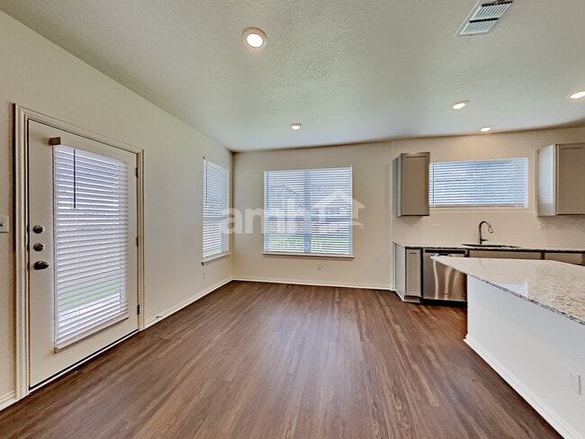 Photo - 2717 Lillybrook Ln