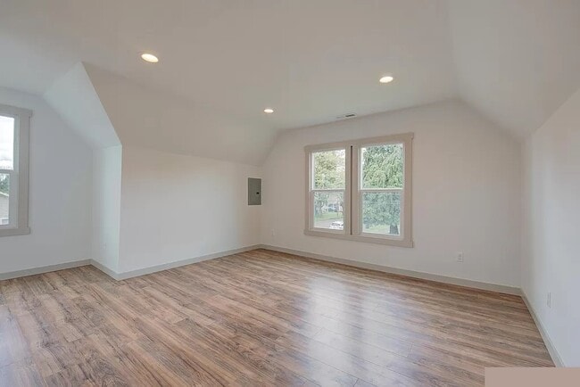 Photo - 1191 SE Jefferson St Unit Jefferson