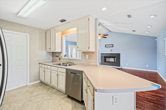 Photo - 3709 Seleste Dr