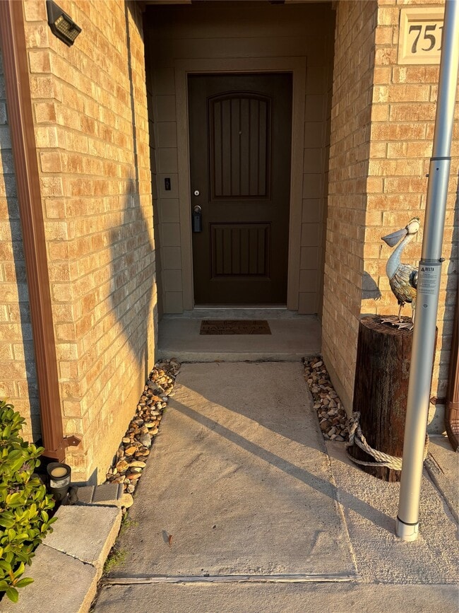 Photo - 7510 Loyd Neal Dr