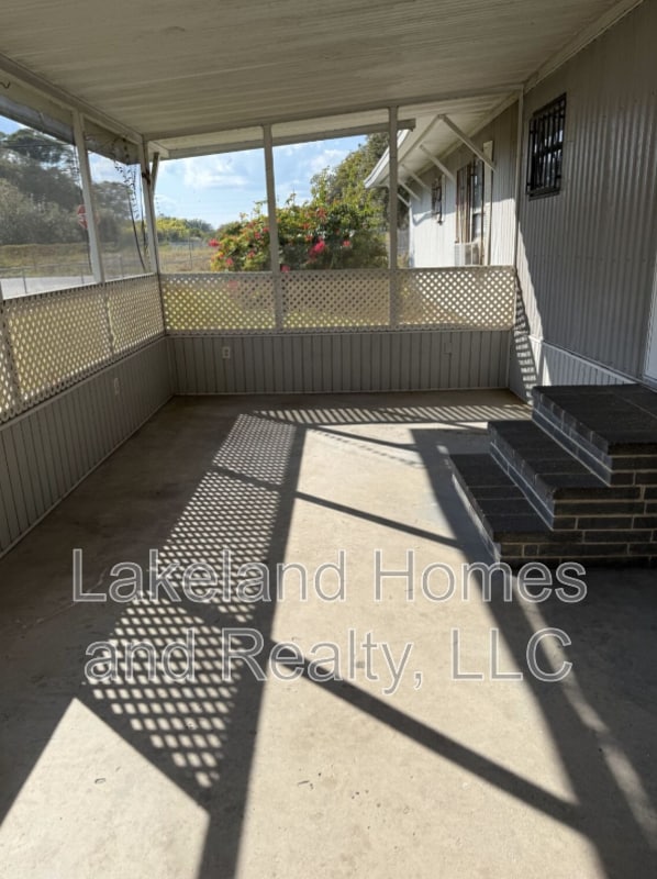 Photo - 2906 Rossi Ln