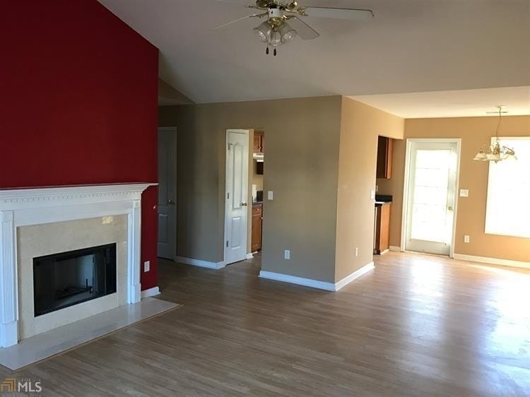 Photo - 105 Weatherford Way