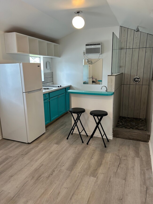 Building Photo - 1709 Furey Dr