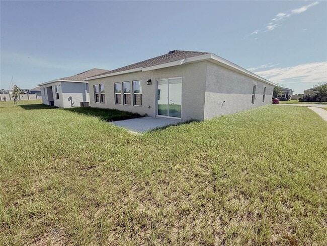 Photo - 652 Reggie Rd