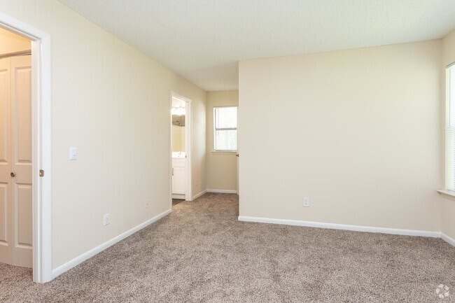 2BR, 2BA - 1136sf 22- Master Bedroom - Millbrook