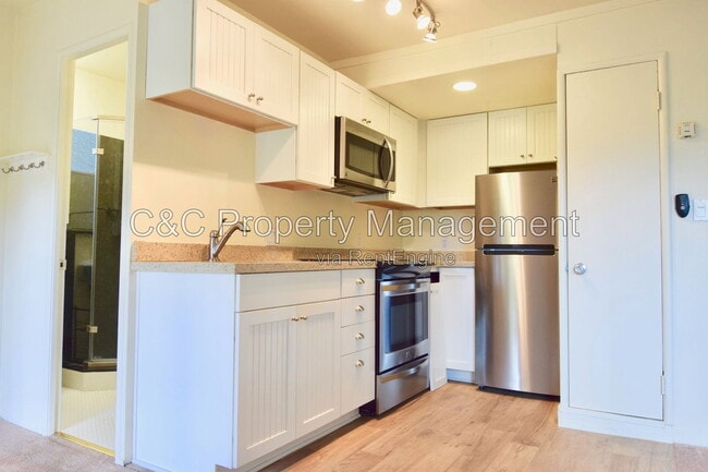 3 Dolores St