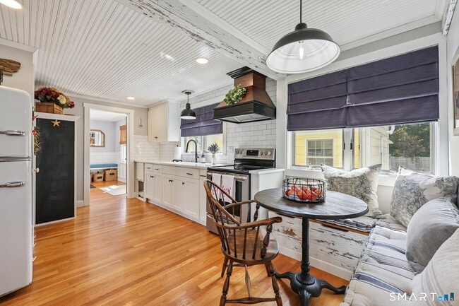 Photo - 899 Ocean Ave