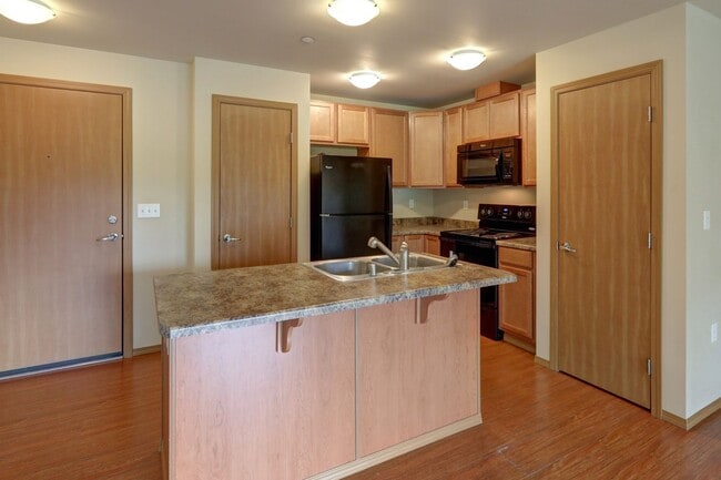 Photo - DubSea Apartments | Modern Apartment Homes...