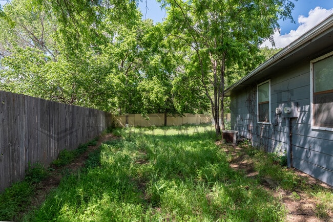 Photo - 1318 Peach Ave