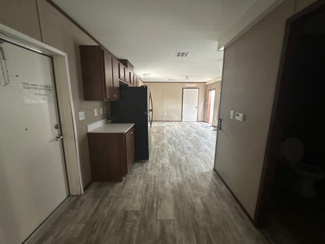 Photo - 118 Farrell Ln