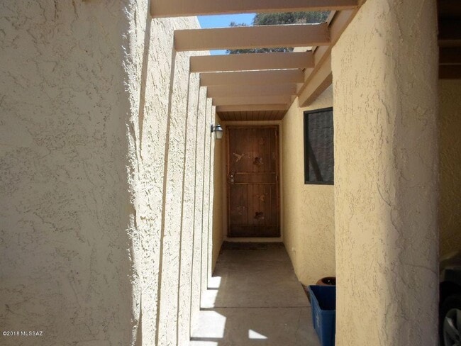 Photo - 650 E Camino Alteza