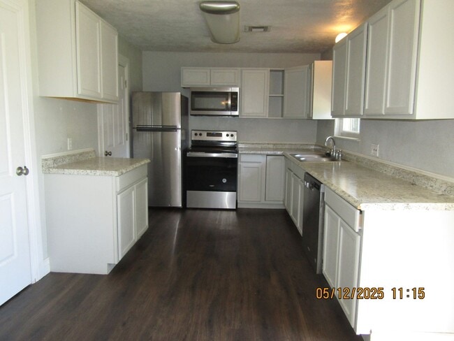 Photo - MOVE IN SPECIAL: $250 OFF THE 1ST FULL MON...