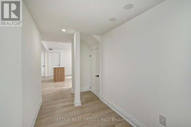 Photo - 151 Stamson St