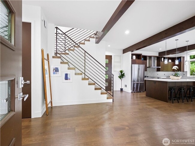 Photo - 4bd/3.75ba Seattle House