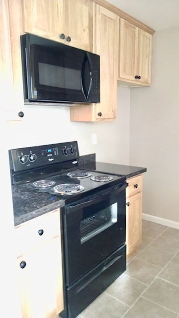 Photo - 2 Bedroom 1 Bathroom Condo in Antioch - COMING SOON !! Unit 4