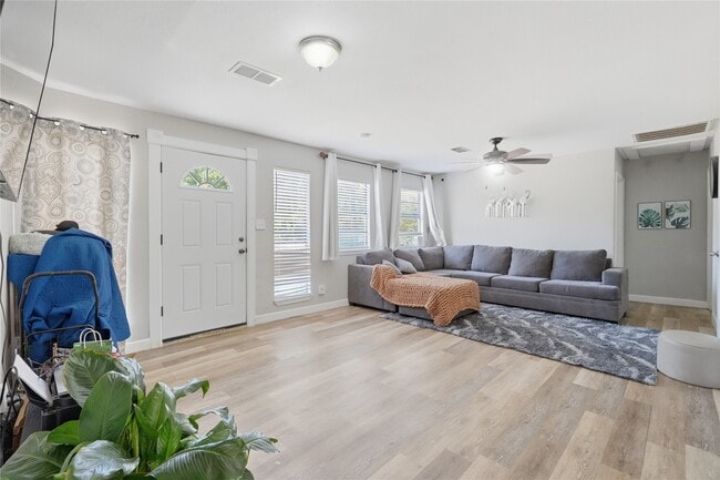 Photo - 700 Butler Dr