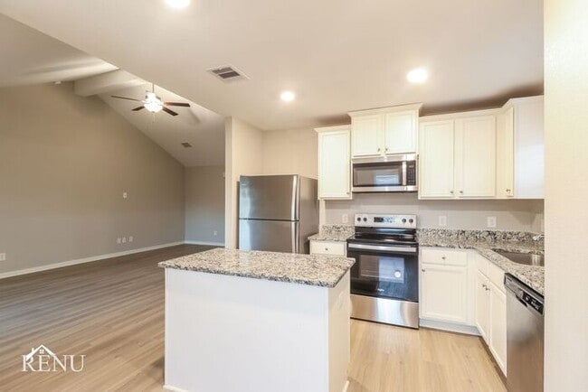 Photo - 10405 Sweetwater Creek Dr