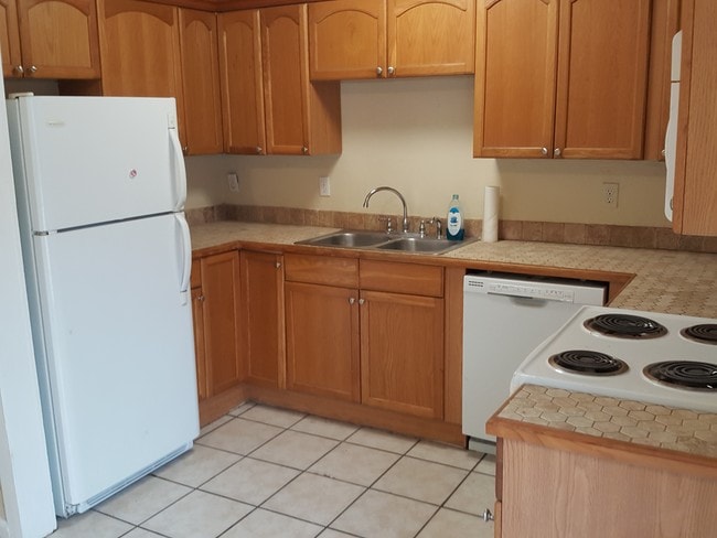 Photo - 104 Prince Ave