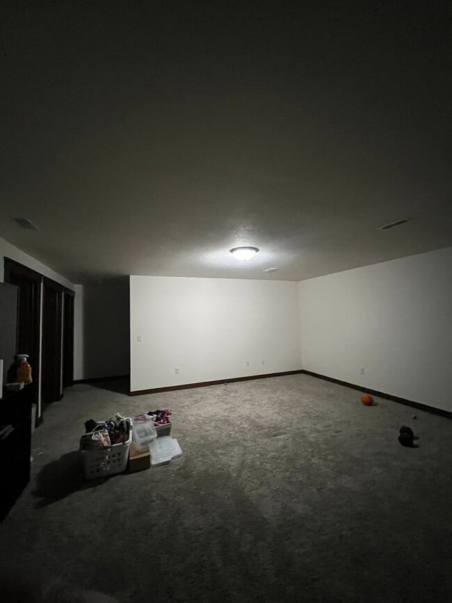 Photo - 4964 Waylon St