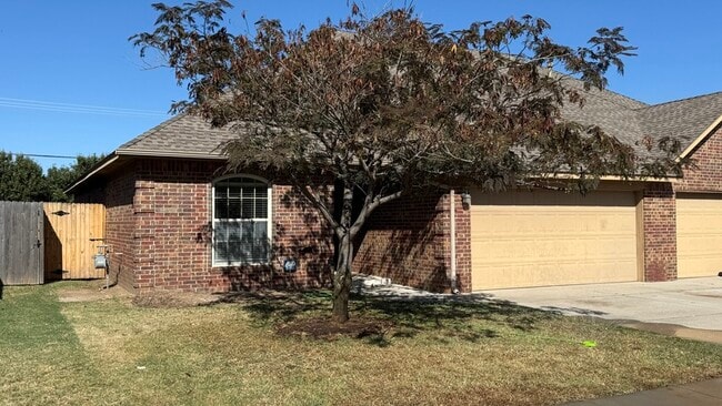 Photo - 11415 NW 121st Pl